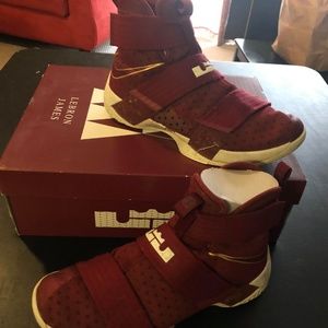 Lebron James Soldier 10